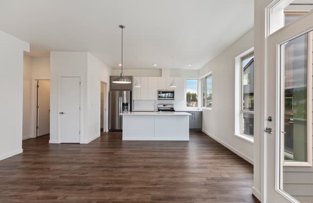 32742 Hemlock Ave SE - 32742 Hemlock Avenue Southeast, Black Diamond, WA 98010