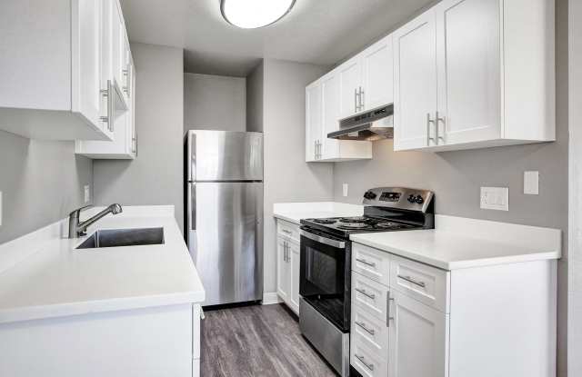 The Henley Apartment Homes Gallery 2
