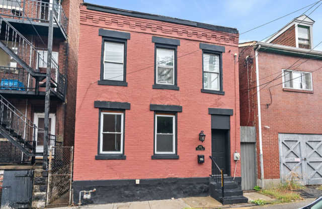 Pittsburgh - 3 Bed 2 Bath - Just Renovated photos photos