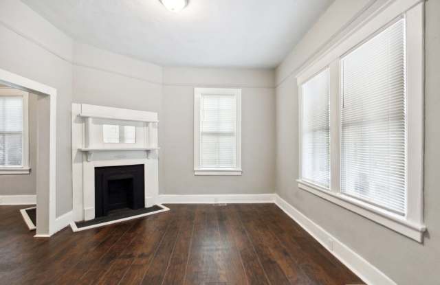 Large 3BR/2BA Near Downtown Savannah Home For Rent photos photos