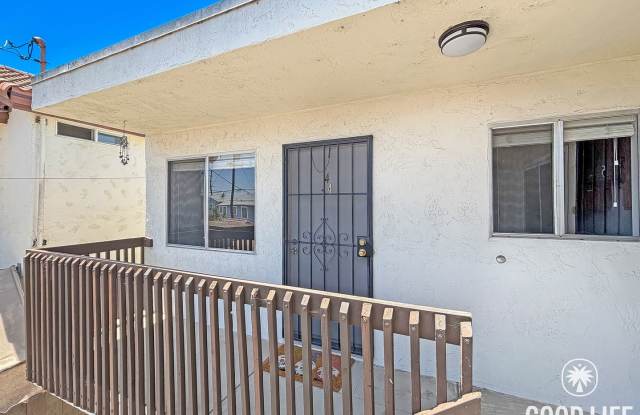 Comfortable 1BD/1BA Upper-Level Condo in North Park with Reserved Parking & On-Site Laundry photos photos