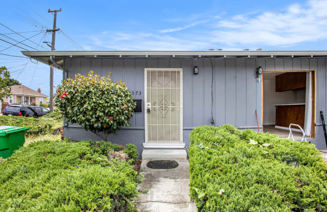 1373 145th Ave - 1373 145th Avenue, San Leandro, CA 94578