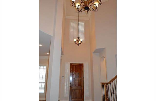 8209 Chickasaw Trail Gallery 4