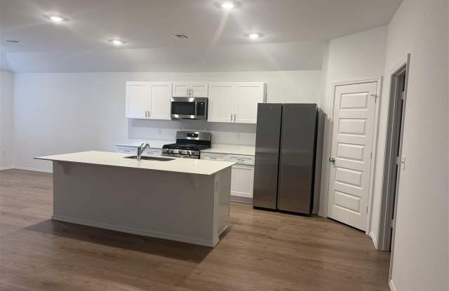 2105 W 30th Place Gallery 2