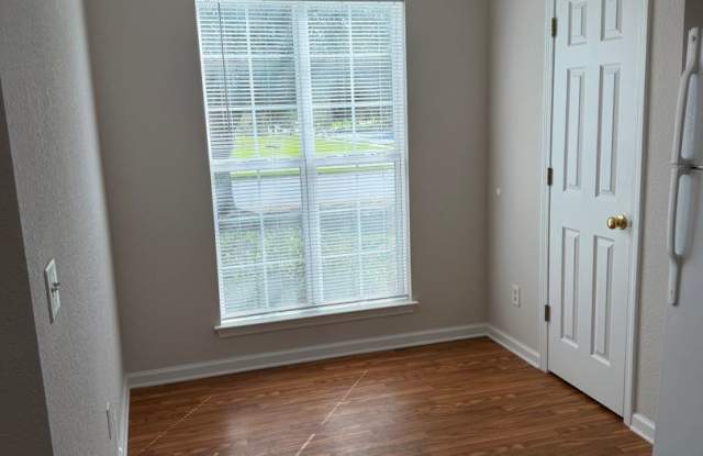25 Halyard Drive Gallery 4