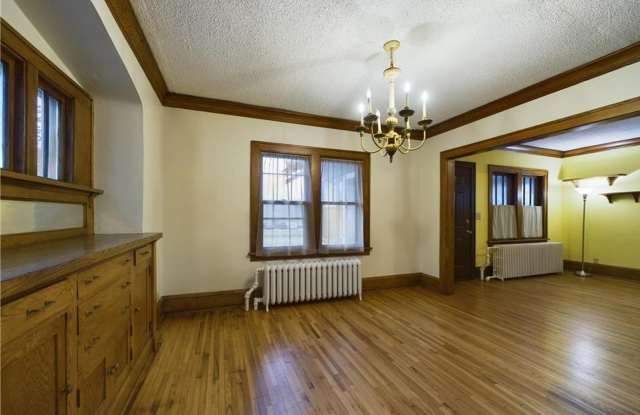 6 Bedroom House Available Near Concordia University! Gallery 4