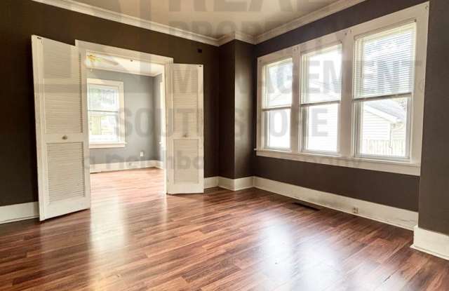 3Bed/1.5Bath Near Downtown LaPorte Gallery 4