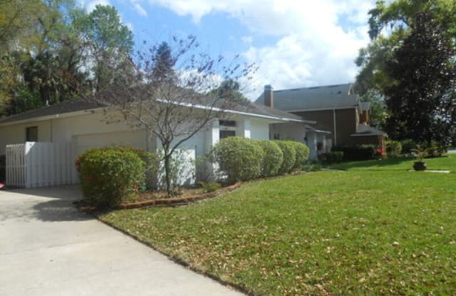 1240 MACTAVANDASH DR - 1240 Mactavandash Drive, Oviedo, FL 32765