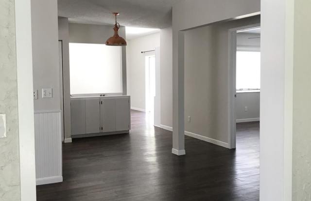 433 San Jose Dr photos photos