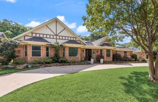 1019 Loch Lomond Drive - 1019 Loch Lomond Drive, Arlington, TX 76012 1019 Loch Lomond Drive - 1019 Loch Lomond Drive, Arlington, TX 76012