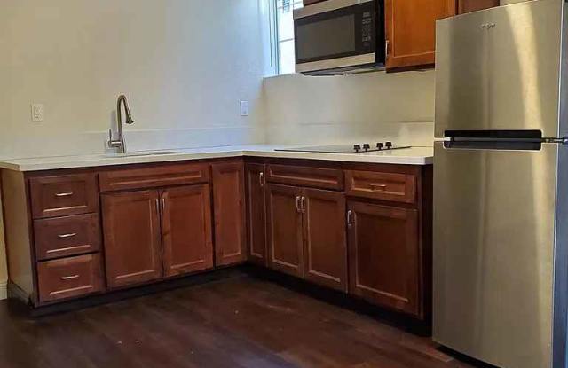 3133 Clay Avenue #B - 1 photos photos