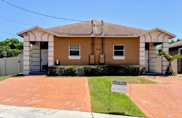 798 NE 43 ST photos photos 798 NE 43 ST photos photos