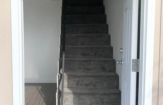 Brookshore Apartments Gallery 3