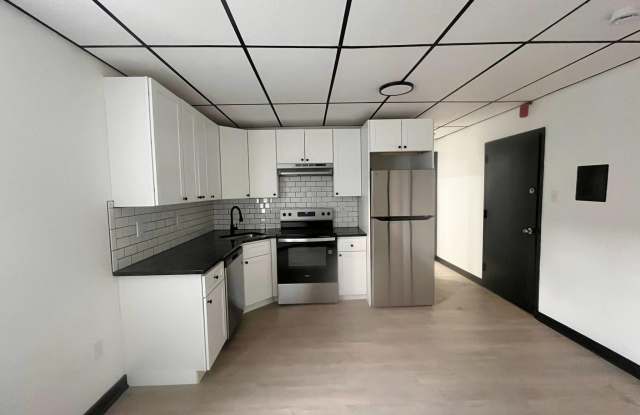 1912 S 17TH Street Gallery 4