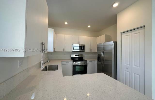 29021 SW 162nd Ct Gallery 4