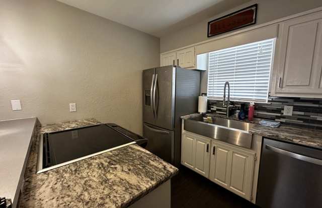 1368 S 12th St - DISTRICT 12 1BD/1BTH Gallery 4