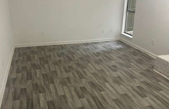 106 Oak St photos photos