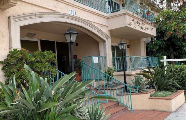 1121 Obispo Ave - 1121 Obispo Avenue, Long Beach, CA 90804