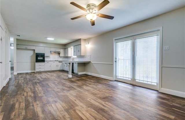 940 Oxbow Lane - 940 Oxbow Lane, Dallas, TX 75241