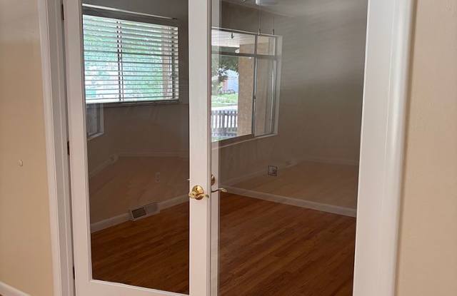 1335 S Dover Way photos photos