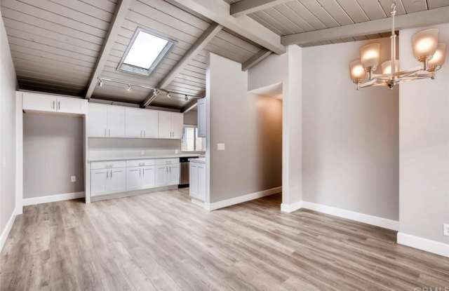 510 Iris Avenue 1/2 Gallery 2