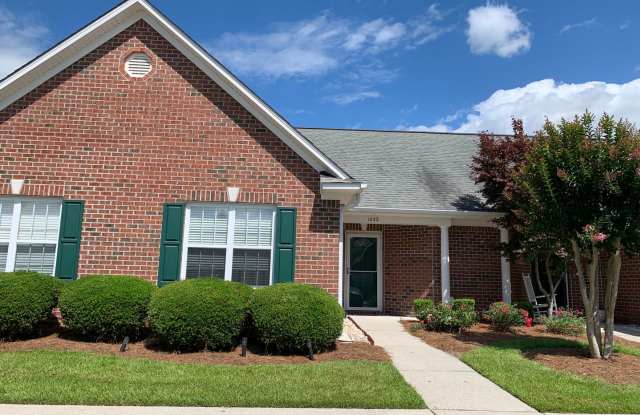 2 Bedroom 2 Bath Townhouse Available in Windsor Park - Leland photos photos
