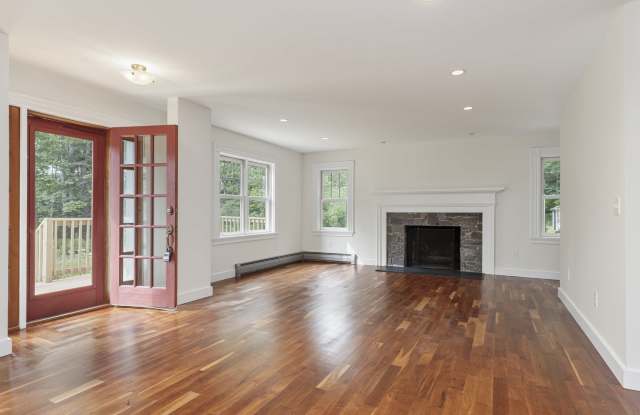 53 Hannaford Cove Road Gallery 4