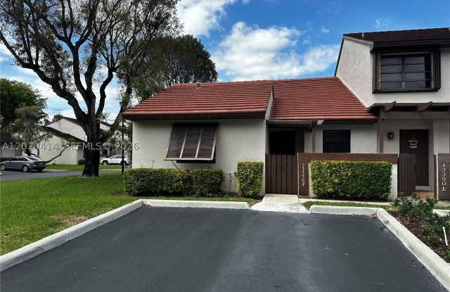13350 SW 88th Ter - 13350 Southwest 88th Terrace, The Crossings, FL 33186 13350 SW 88th Ter - 13350 Southwest 88th Terrace, The Crossings, FL 33186