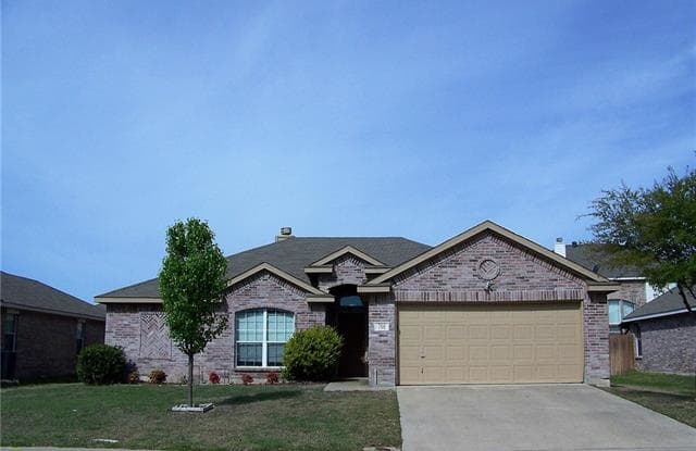 701 Westminster Drive - 701 Westminster Drive, Midlothian, TX 76065