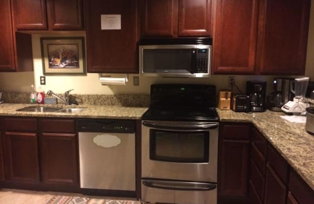 1 V St NW - 1 v Street Northwest, Washington, DC 20001
