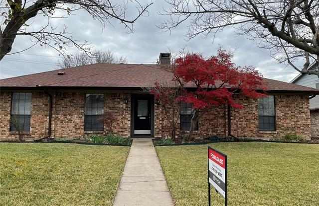 2624 Summertree Drive - 2624 Summertree Drive, Carrollton, TX 75006