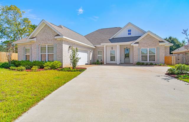 Luxurious 4 Bedroom Beulah Home Gallery 1