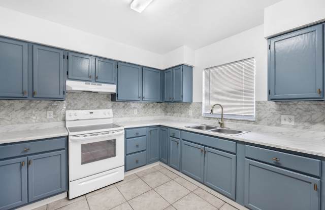 Two Bedroom Duplex in Bonita Springs photos photos