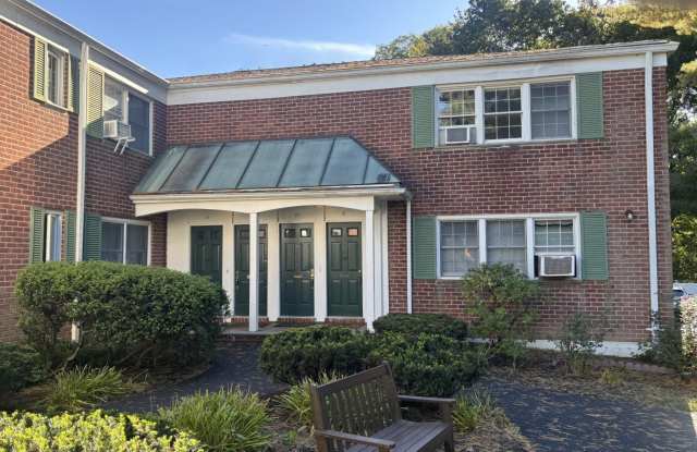 590 Bedford Road Gallery 1