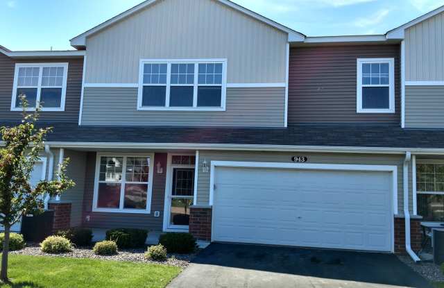 2 br plus den  3 bath townhome Gallery 1