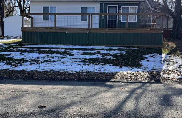 930 W 590 S photos photos