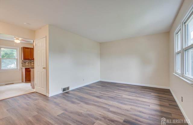 25 Ellwood Road Gallery 4