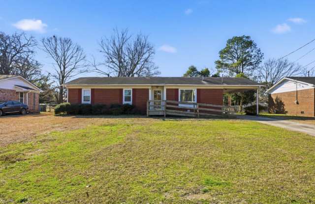 815 Bedrock Dr photos photos