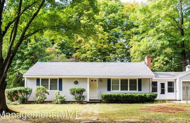 4 Sunhill Dr. - 4 Sunhill Dr, Northampton, MA 01062