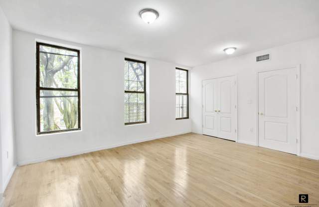 203 East 116th Street Gallery 3