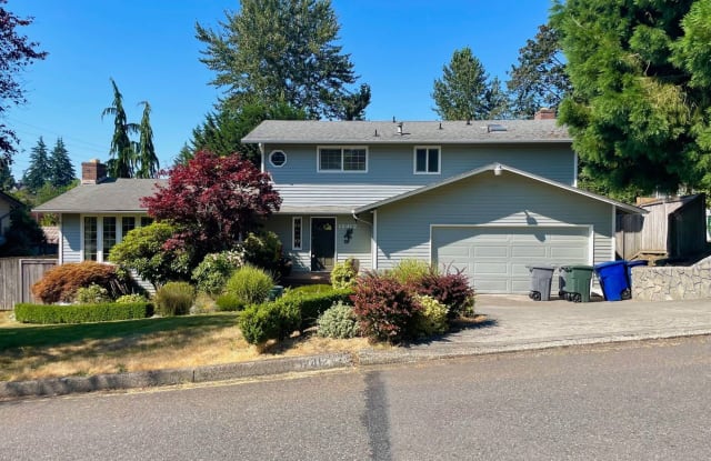 12412 NE 4th Pl - 12412 Northeast 4th Place, Bellevue, WA 98005