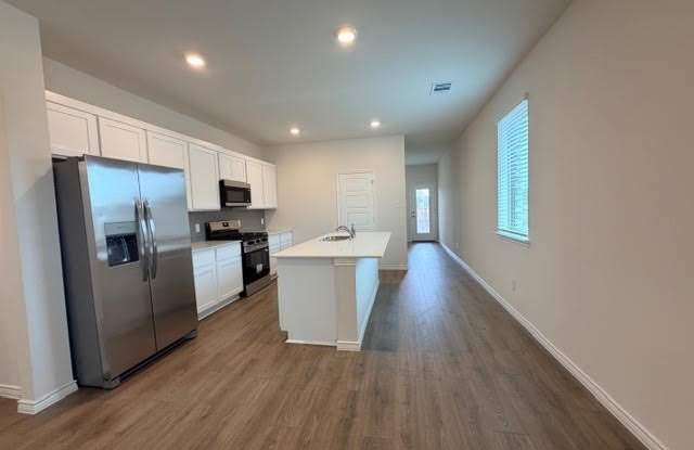2512 Pikes Peak Way Gallery 2