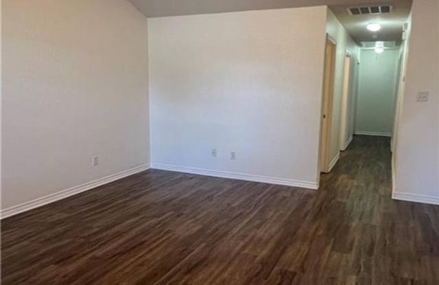 Updated 3/2 Duplex Available August 1, 2027 Gallery 4