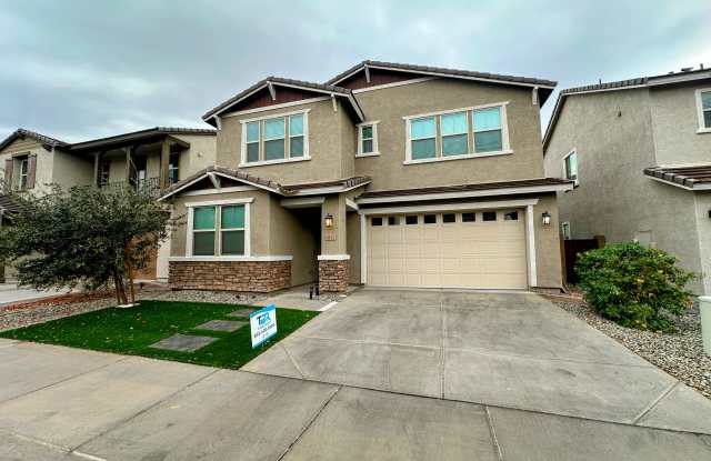 2517 E Pelican Dr - 2517 East Pelican Drive, Gilbert, AZ 85297