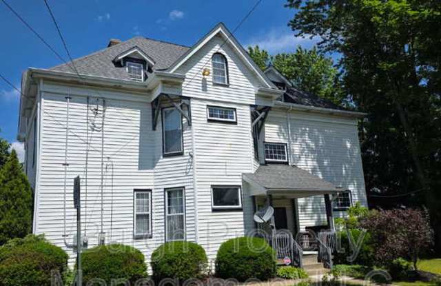 502 Walnut Ave photos photos