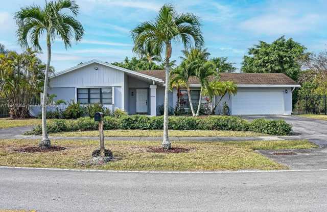 10900 SW 124th Rd photos photos