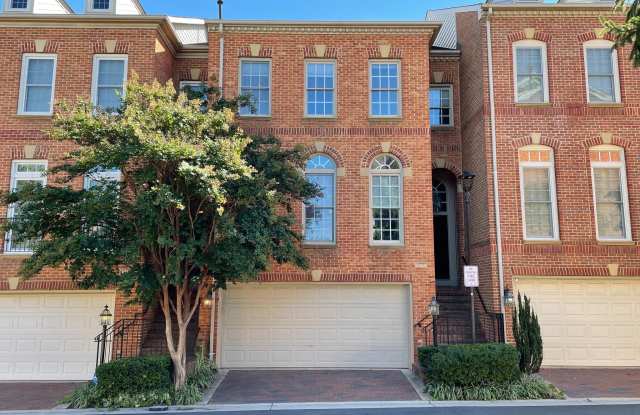1679 HUNTING CREEK DRIVE - 1679 Hunting Creek Drive, Alexandria, VA 22314