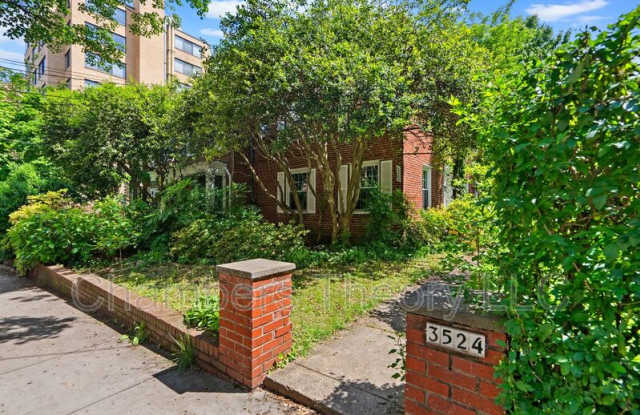 3524 Davenport St NW photos photos