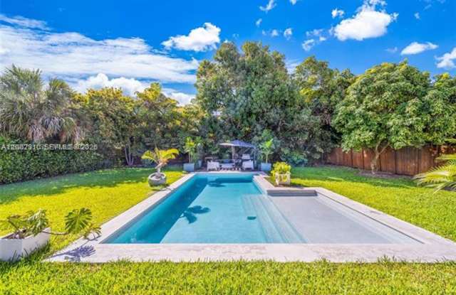 3531 SW 1st Ave MIAMI, FL 33145 photos photos