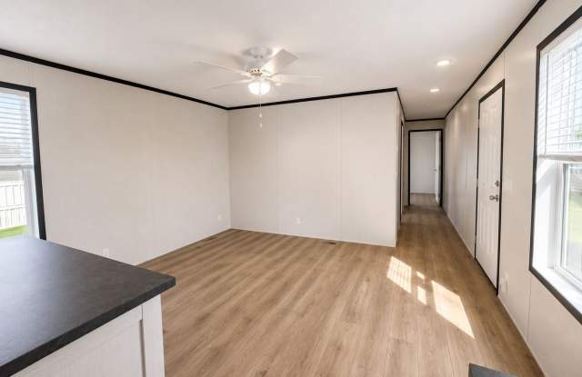5422 Regay Gallery 3